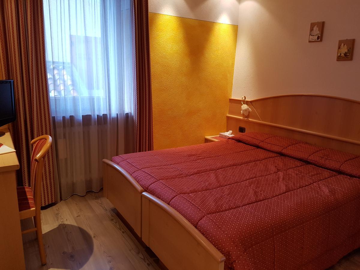מואנה Hotel Ciampian מראה חיצוני תמונה